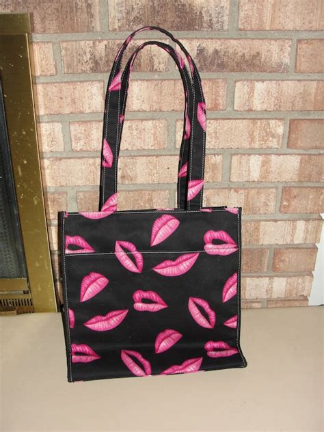 To celebrate the s. . Mary kay pink purse